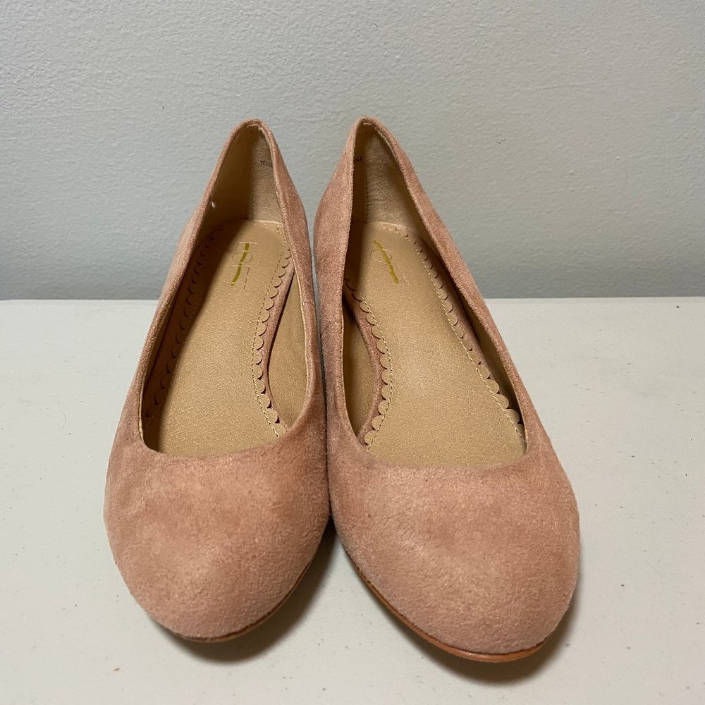 LOFT Suede 3 Heels
